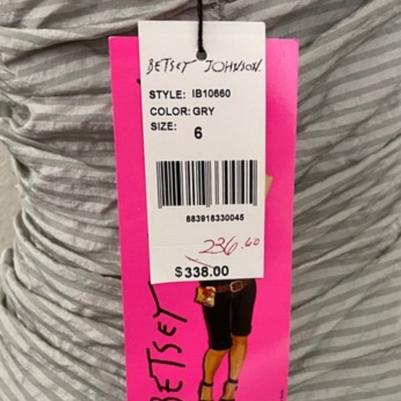 💋 𝐁𝐄𝐓𝐒𝐄𝐘 𝐉𝐎𝐇𝐍𝐒𝐎𝐍 💋 Gray/White Striped Ruffle Dress - Picture 12 of 12